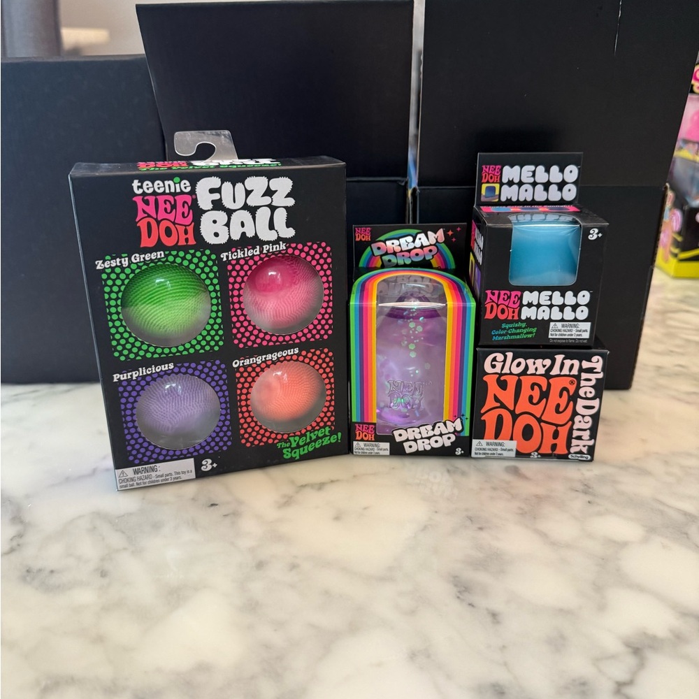 NeeDoh Fuzz balls bundle of 4